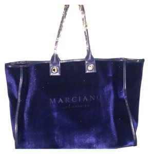 Guess by Marciano Woman’s purple Shoulder bag